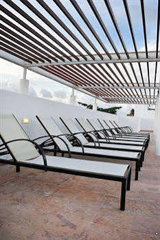 Bambu Apartahotel